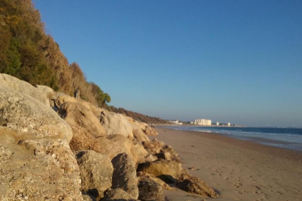 Piso Muy Moderno Para 4 Personas Y Una Cuna A 7 Min Caminando A La Playa, Con Aire, Balcon Con Vistas Y 2 Piscinas エル・プエルト・デ・サンタ・マリア エクステリア 写真